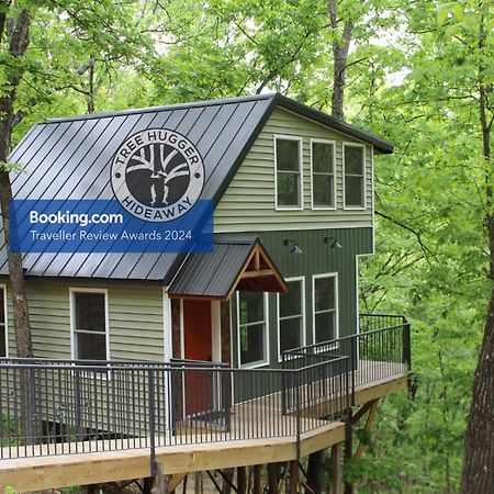 הוילה בראנסון Secluded Treehouse In The Woods - Tree Hugger Hideaway מראה חיצוני תמונה